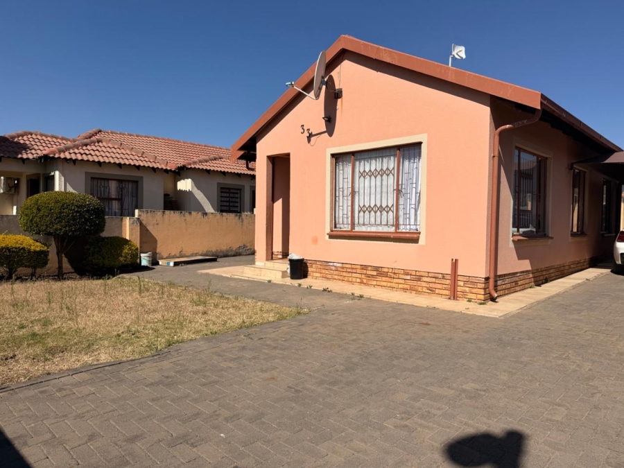 3 Bedroom Property for Sale in Tlhabane West North West